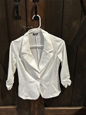 White Women's Single-Button Blazer Jacket